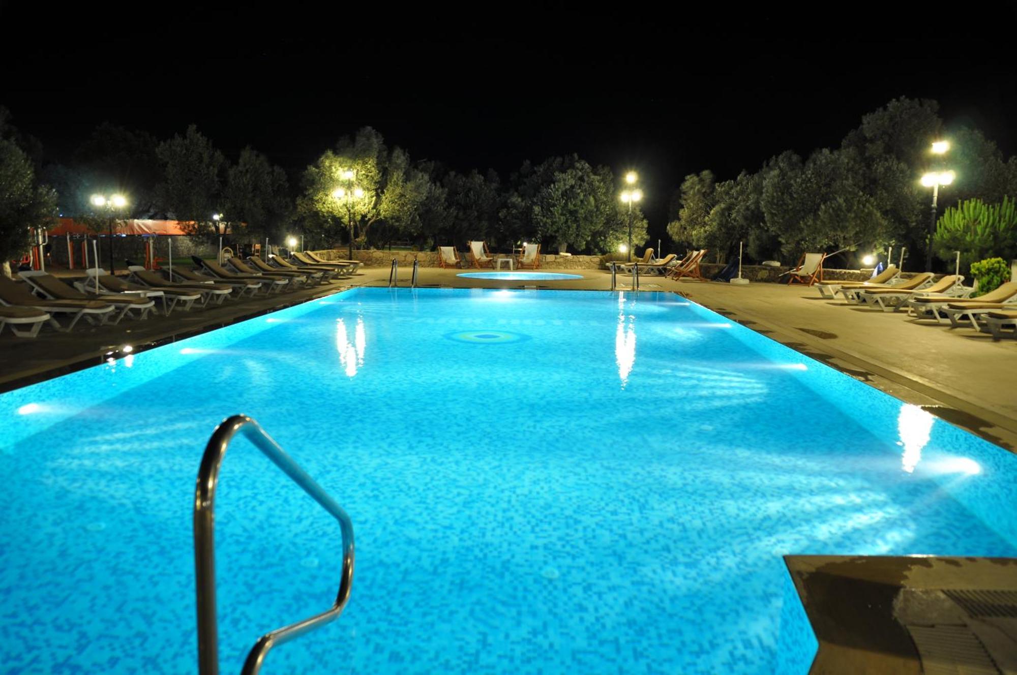 Assos Park Hotel 외부 사진