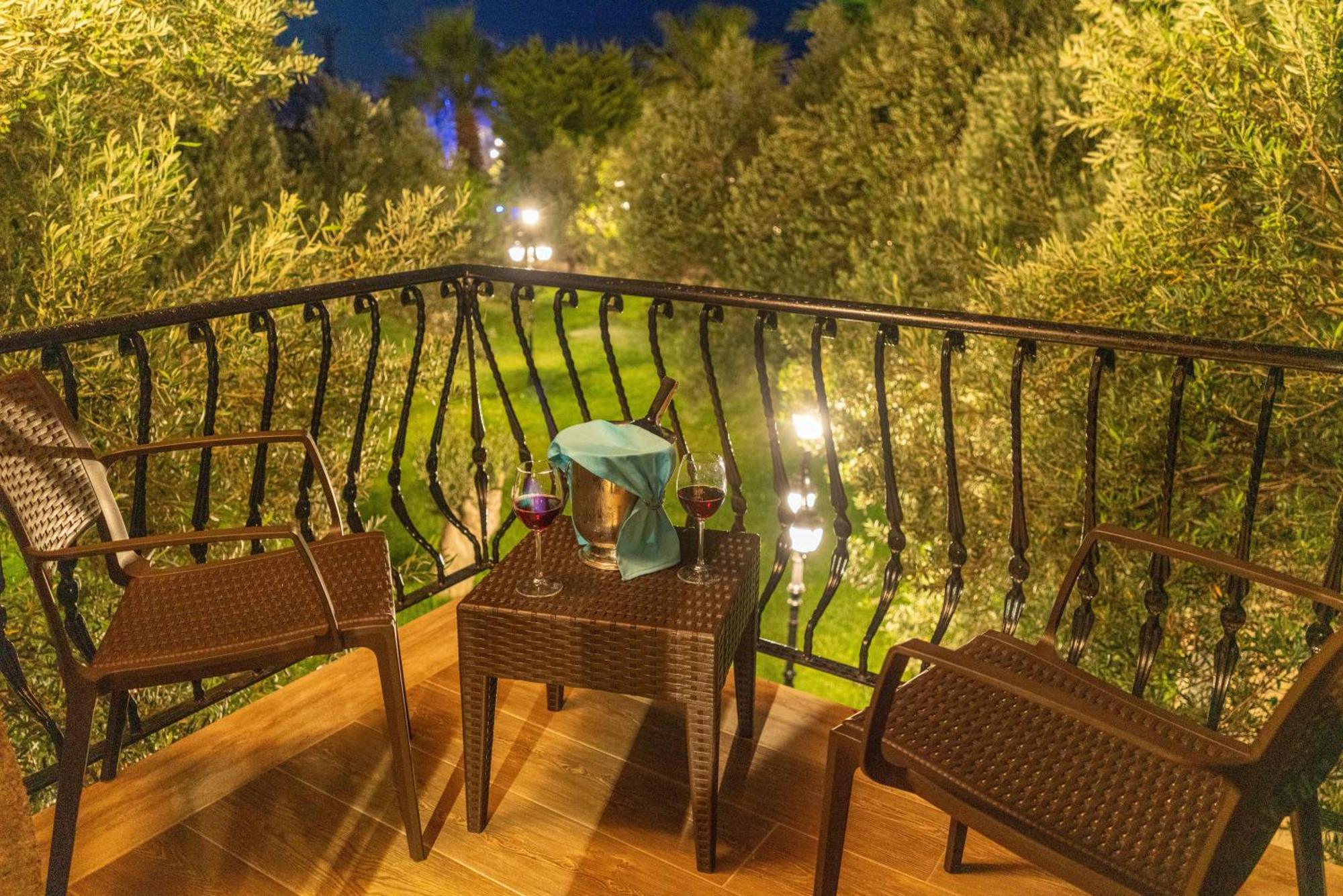 Assos Park Hotel 외부 사진