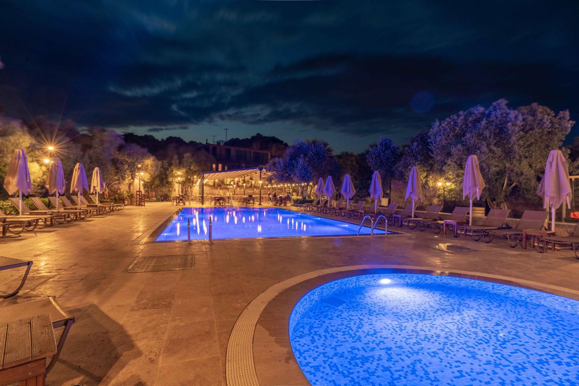 Assos Park Hotel 외부 사진