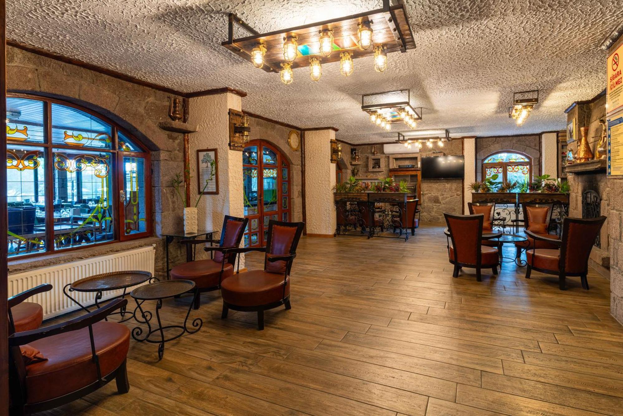 Assos Park Hotel 외부 사진